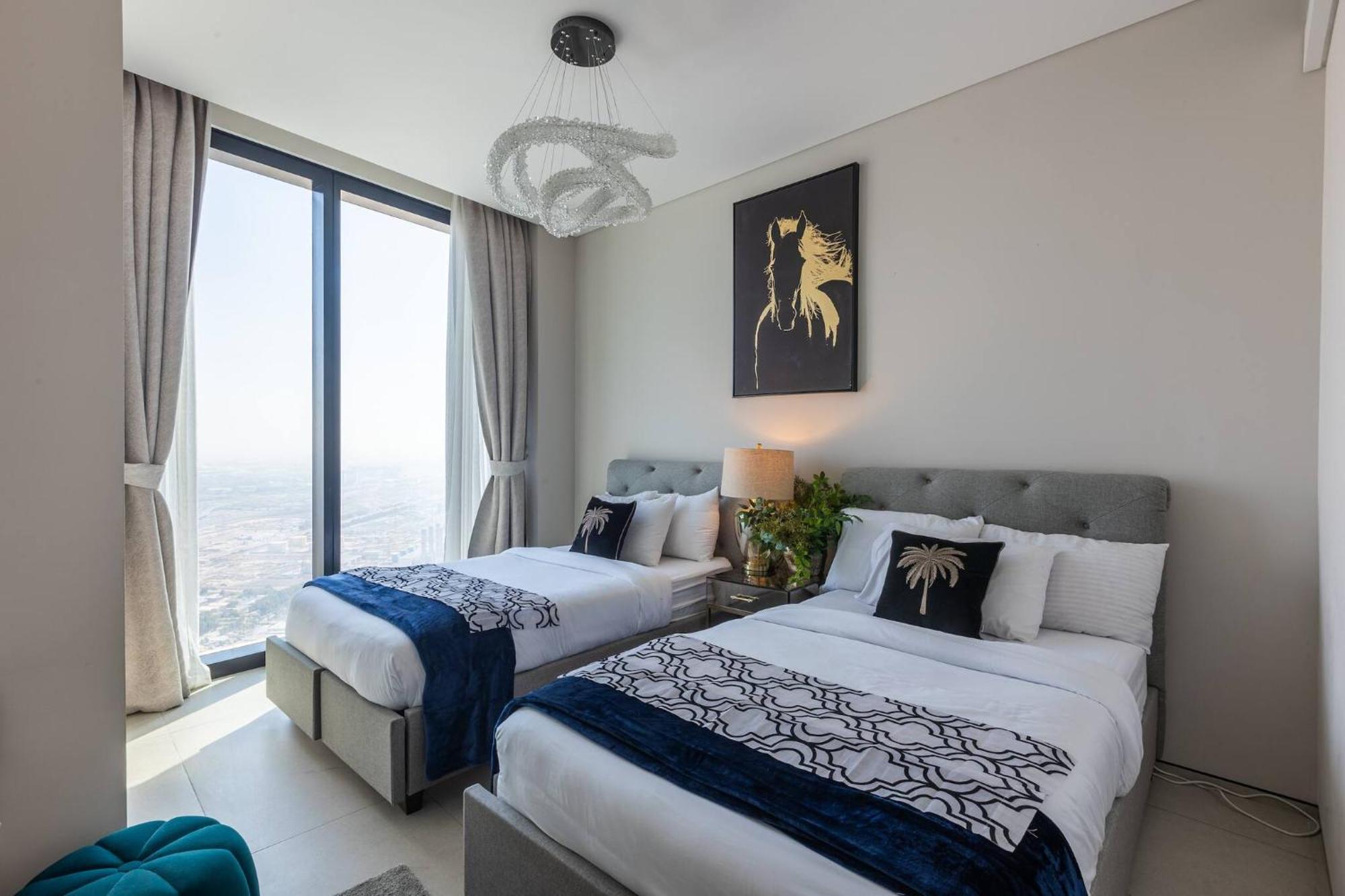 Elegant 2br Address
